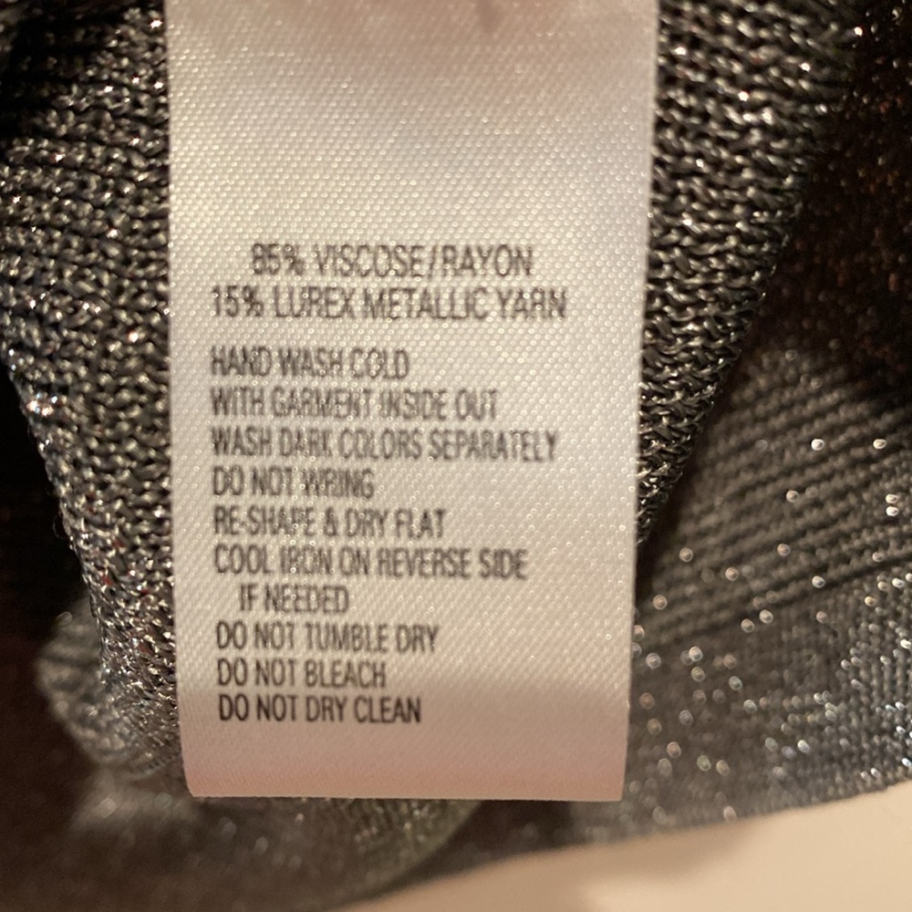 Blast Ladies Dressy‎ Tank.  Size Large.  Grey silver Sparkly Material. - Picture 5 of 5